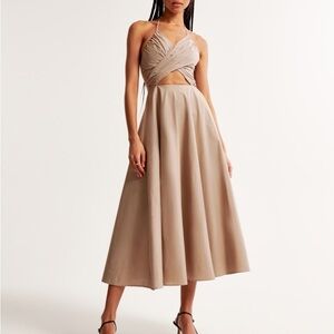 NWOT Abercrombie & Fitch ‘Crossover Bodice Midi Dress’ in Clay Brown Size S